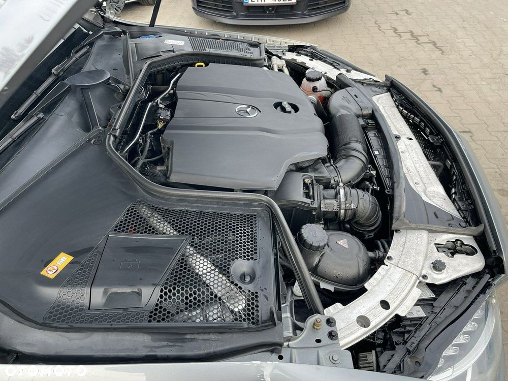 Mercedes-Benz Klasa C 220 d 4Matic 9G-TRONIC AMG Line - 19