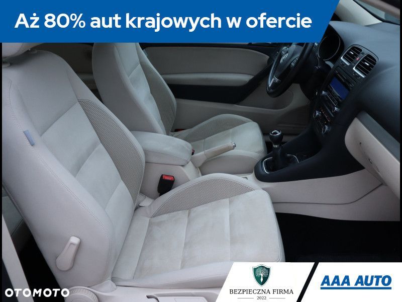 Volkswagen Golf - 11