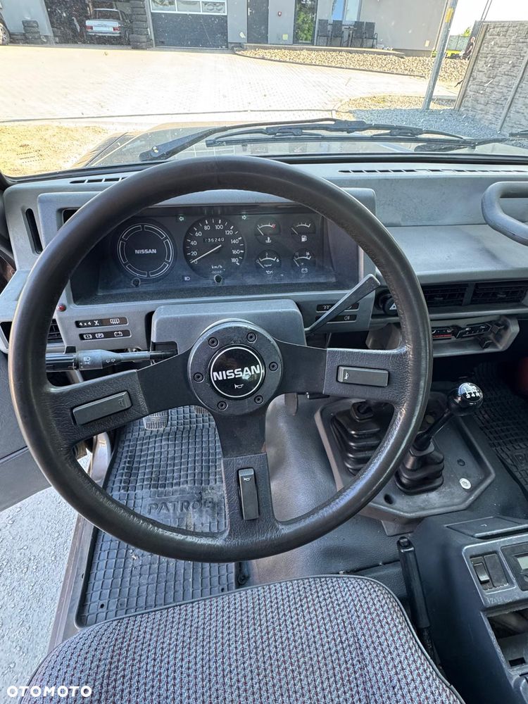 Nissan Patrol 3.3 - 10