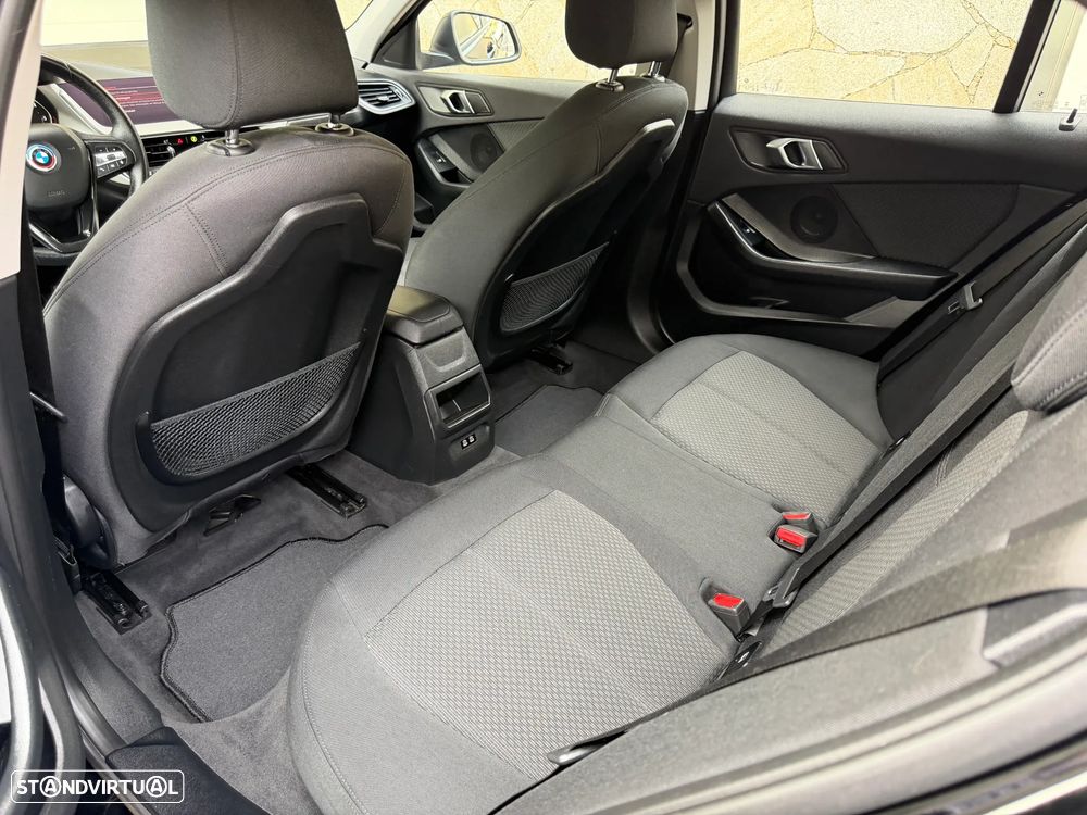 BMW 116 d Sport Line - 11