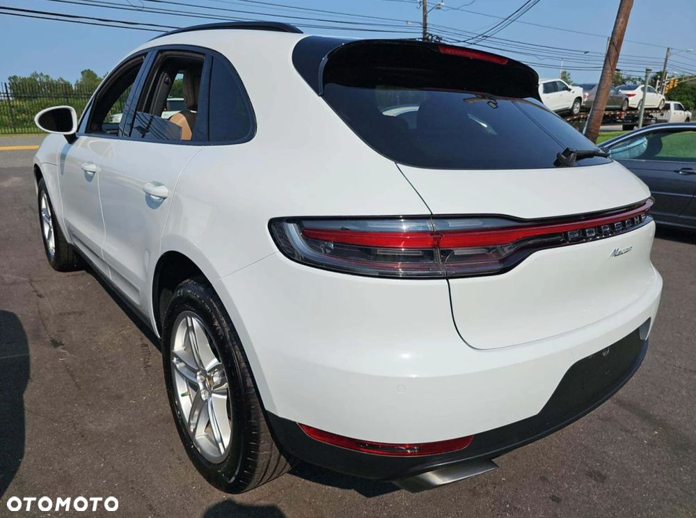 Porsche Macan Standard - 4