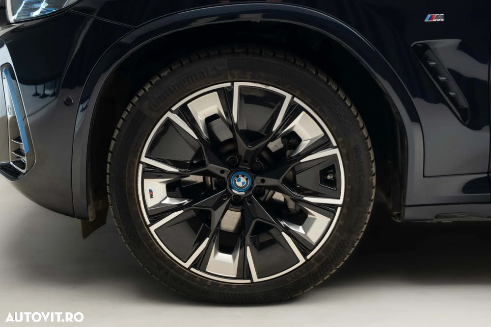 BMW iX3 Impressive - 11