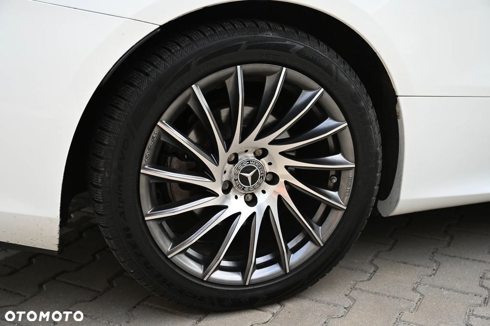 Mercedes-Benz Klasa E 200 9G-TRONIC - 22