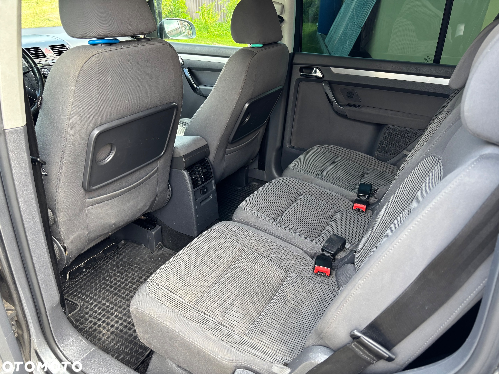 Volkswagen Touran 1.9 TDI - 16