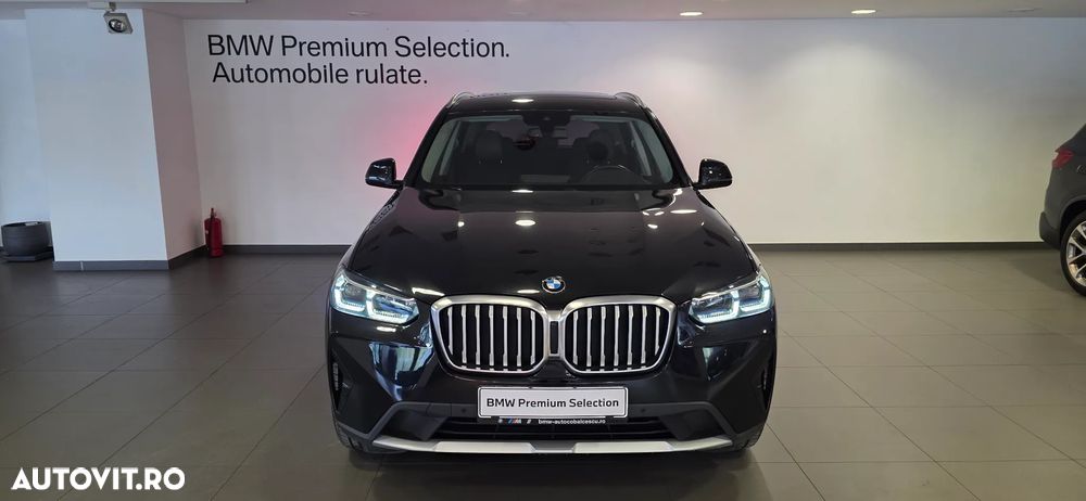 BMW X3 xDrive20i AT - 2