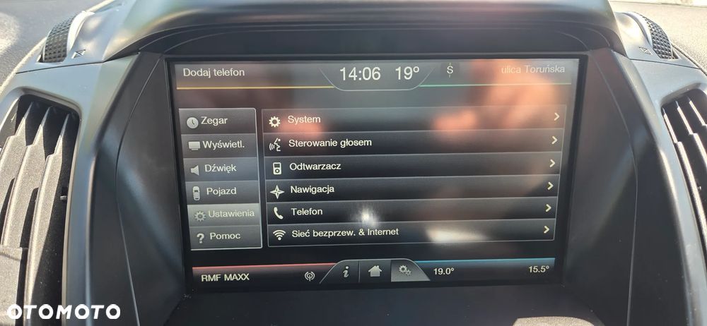 Ford Kuga 1.5 EcoBoost 2x4 Titanium - 16