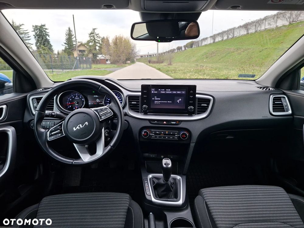 Kia Ceed 1.5 T-GDI M - 17