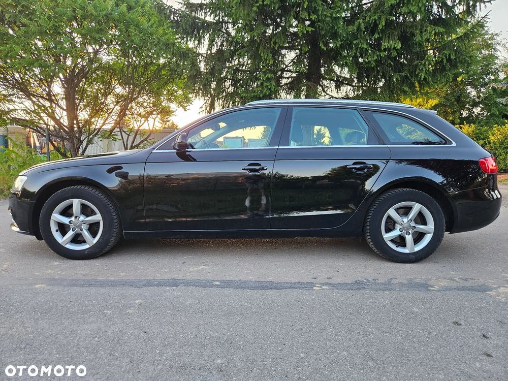 Audi A4 Avant 2.0 TDI DPF Ambiente - 28