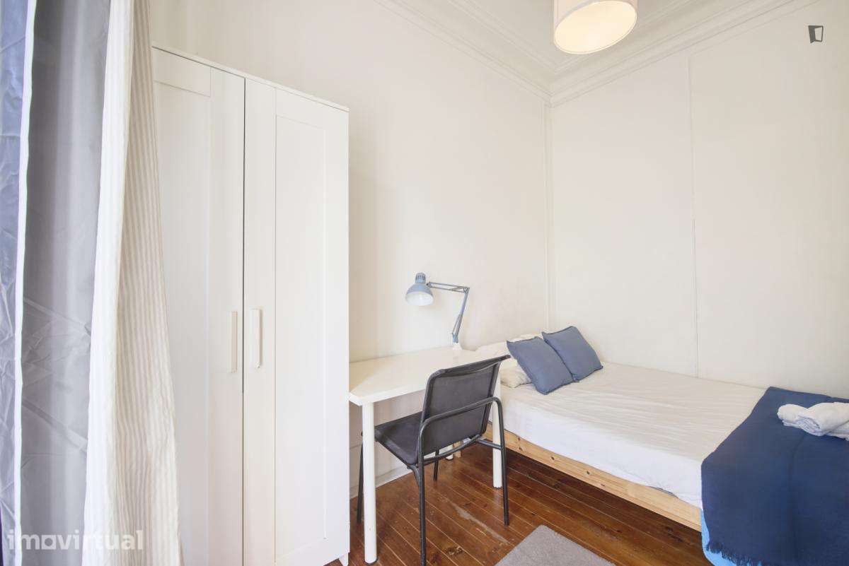 Quarto - localizado em Saldanha Lisbon - Grande imagem: 5/46