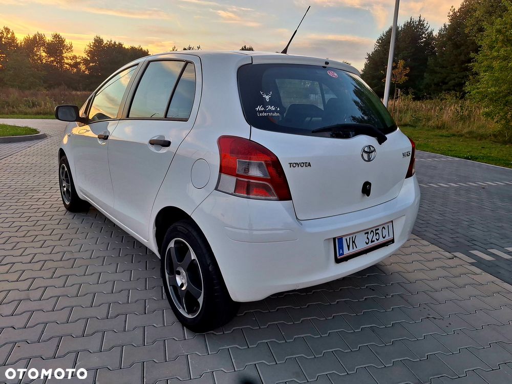 Toyota Yaris - 20