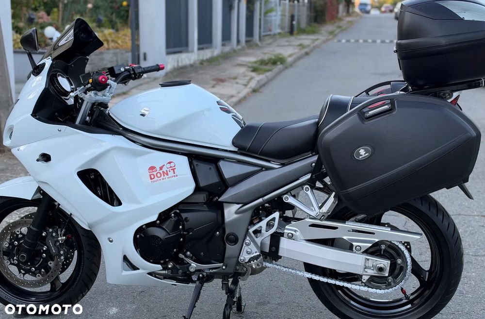 Suzuki GSX