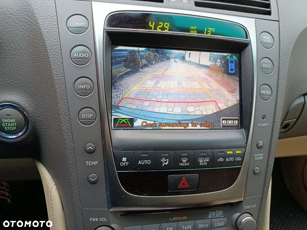 Lexus GS 300 Prestige + - 26