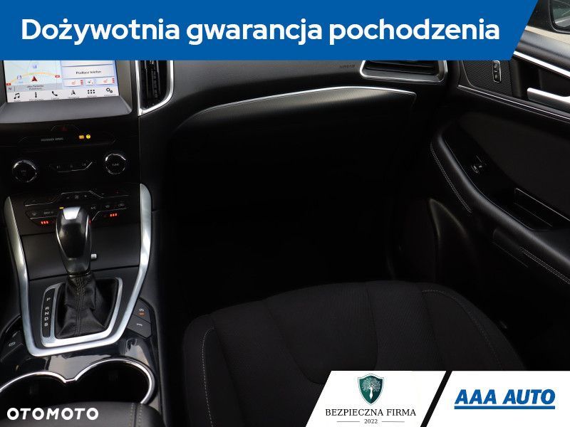 Ford S-Max - 10