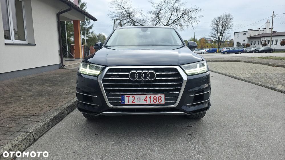 Audi Q7 3.0 TFSI Quattro Tiptronic - 5
