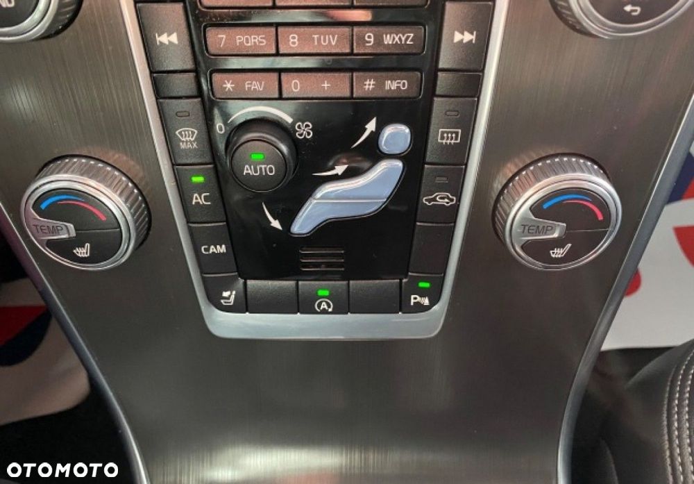 Volvo XC 60 - 8