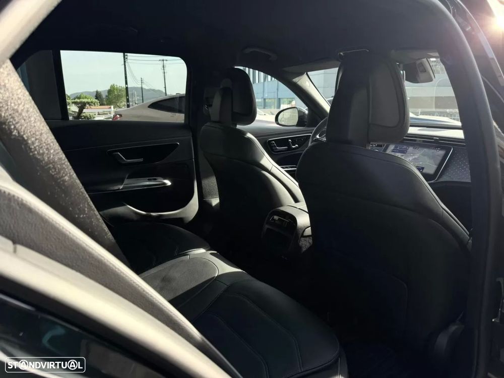 Mercedes-Benz E 300 e Station 9G-TRONIC AMG Line - 15