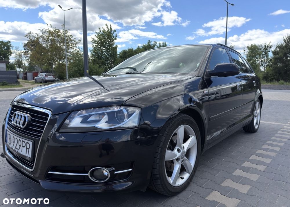 Audi A3 Sportback - 1