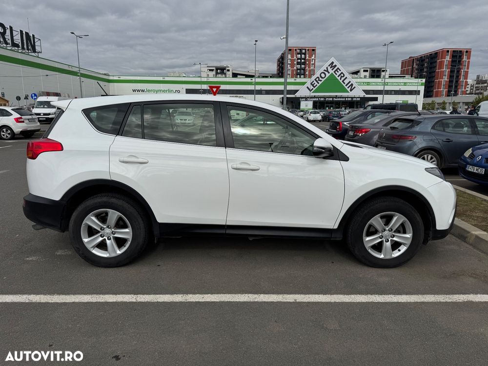 Toyota RAV4 2.0 D-4D 2WD Comfort - 4