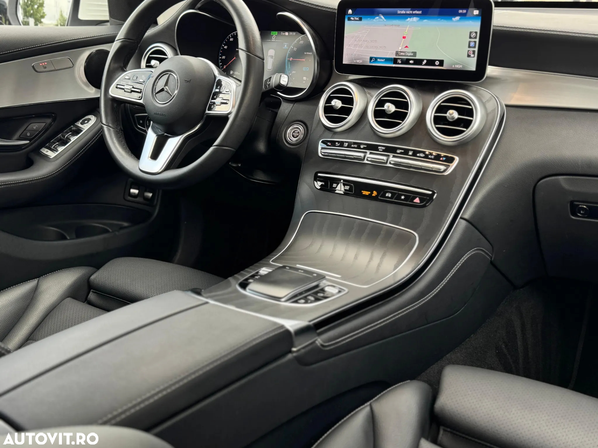 Mercedes-Benz GLC 300 e 4MATIC - 16