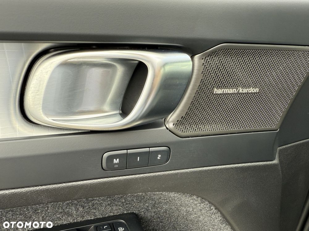 Volvo XC 40 - 19