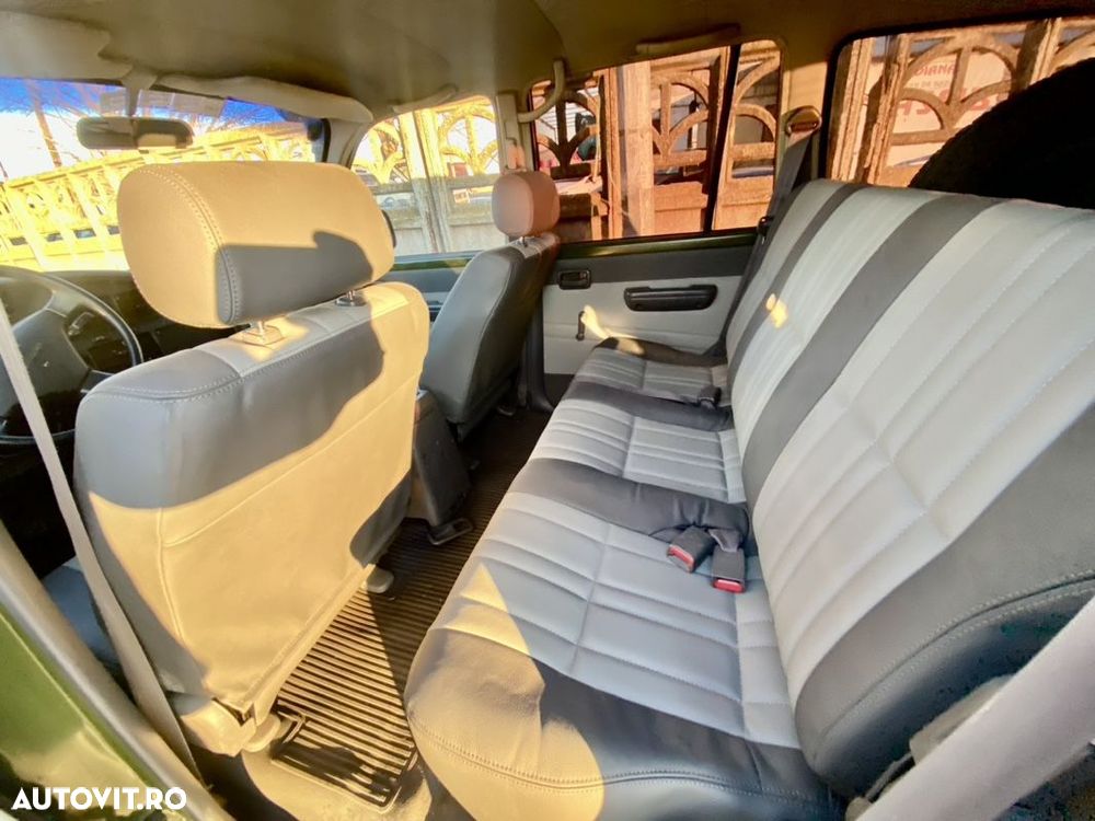 Toyota Land Cruiser - 7