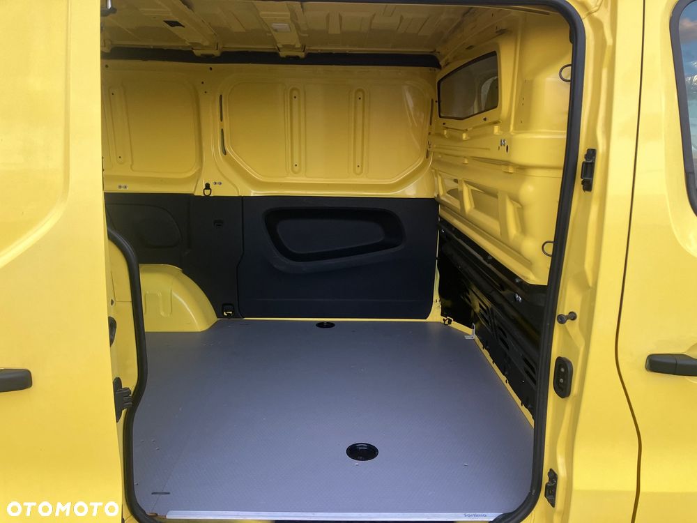 Renault Trafic Vivaro Custom T6 Talento Vito Nv300 Partner Expert - 22