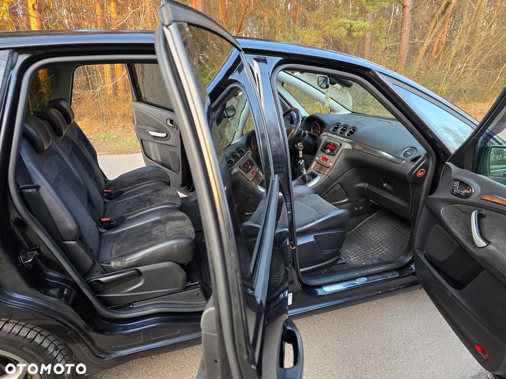 Ford S-Max 2.0 TDCi DPF Titanium - 19