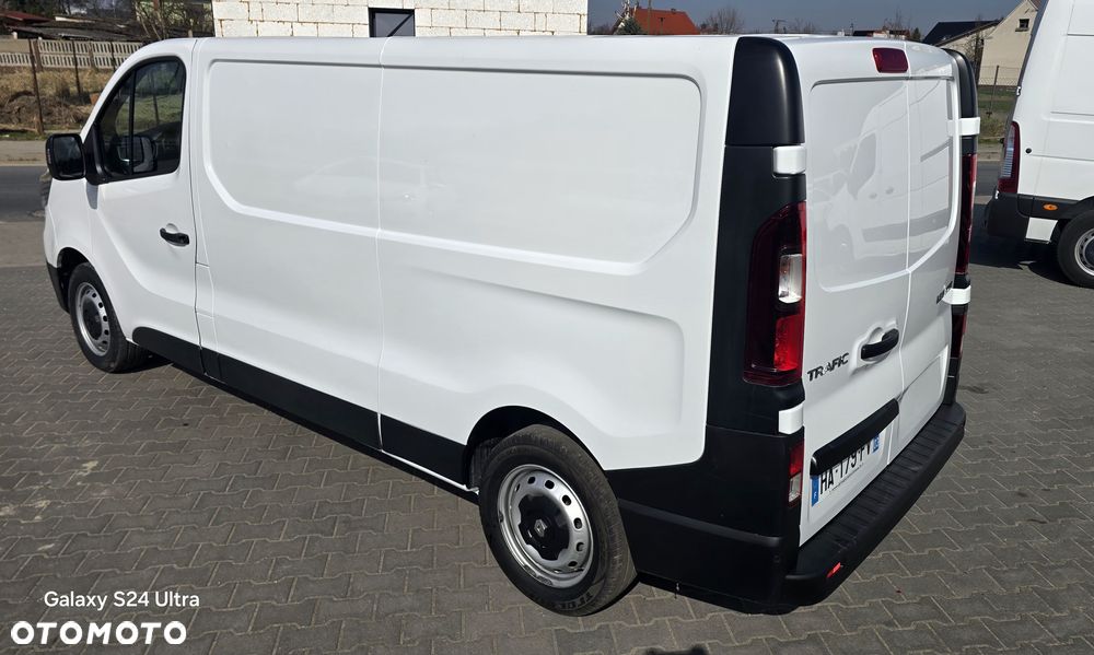 Renault TRAFIC - 9