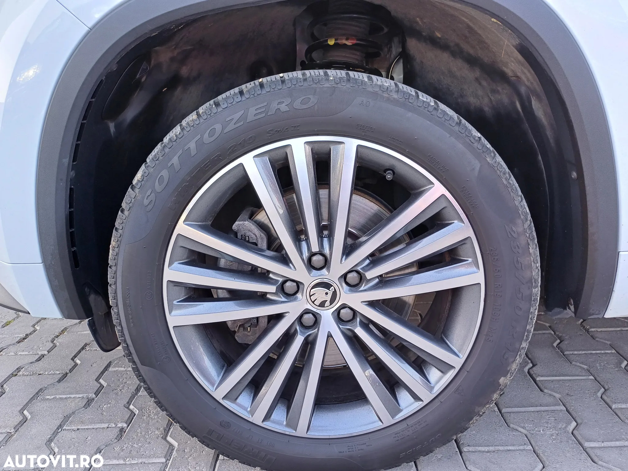 Skoda Kodiaq 2.0 TDI 4X4 DSG Laurin & Klement - 6