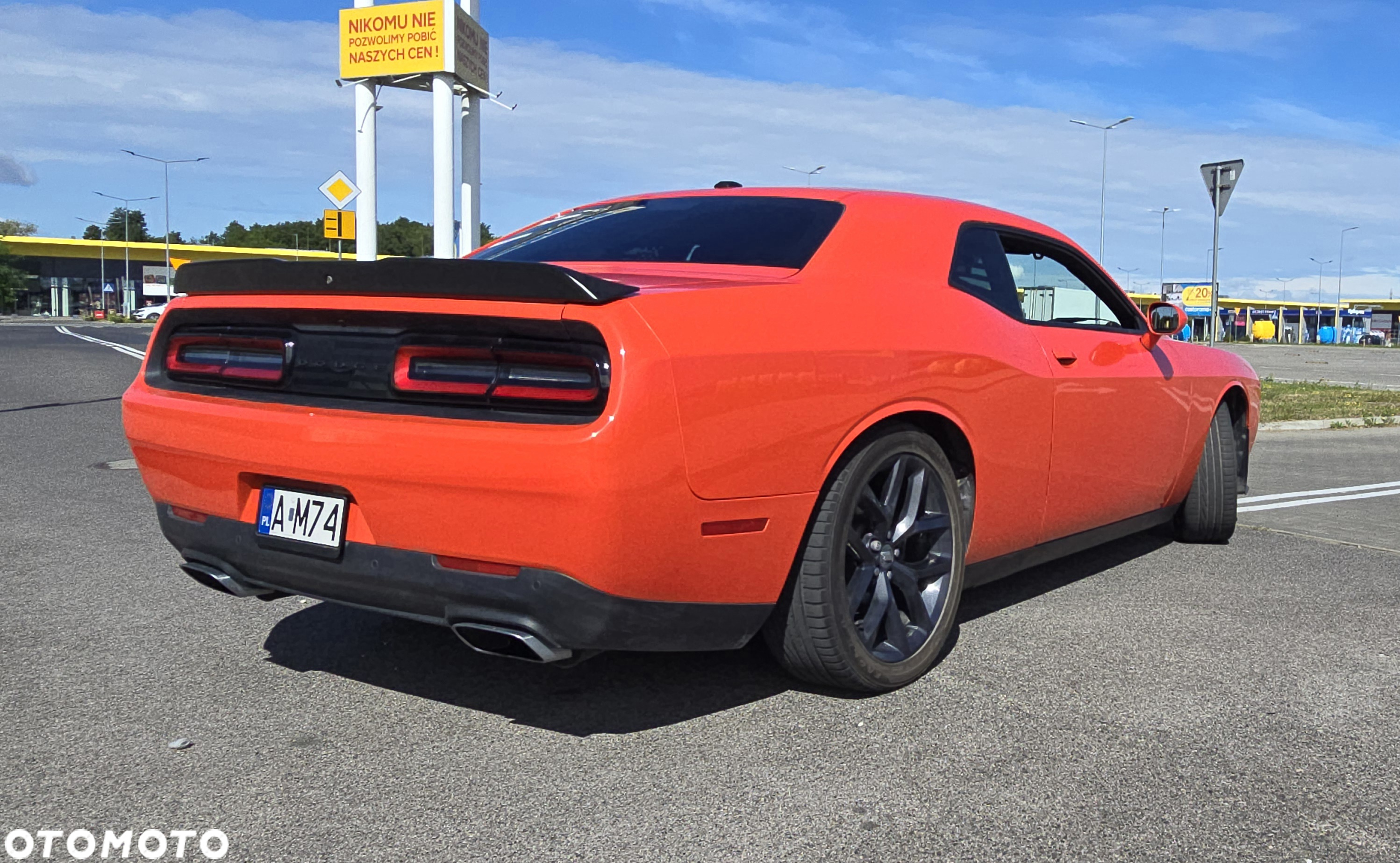 Dodge Challenger 5.7 R/T - 12