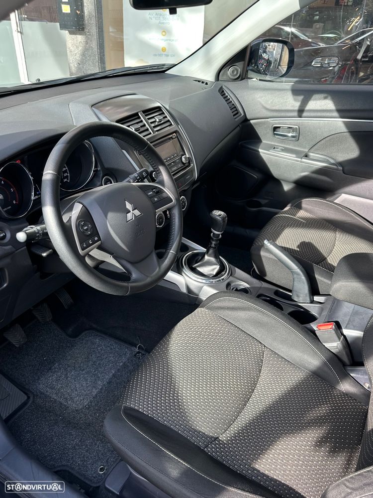 Mitsubishi ASX 1.8 DI-D Instyle - 15