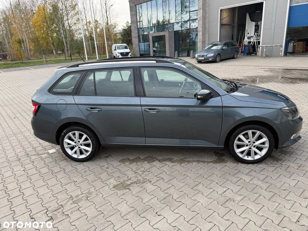 Skoda Fabia 2016 photo 3