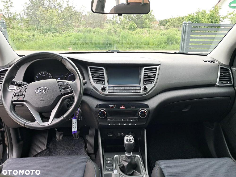 Hyundai Tucson 1.6 Turbo 2WD Navi - 35