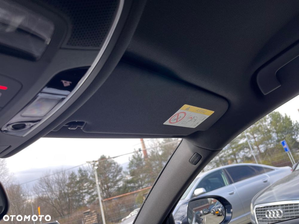 Audi A6 Avant 2.0 TDI quattro S tronic - 37