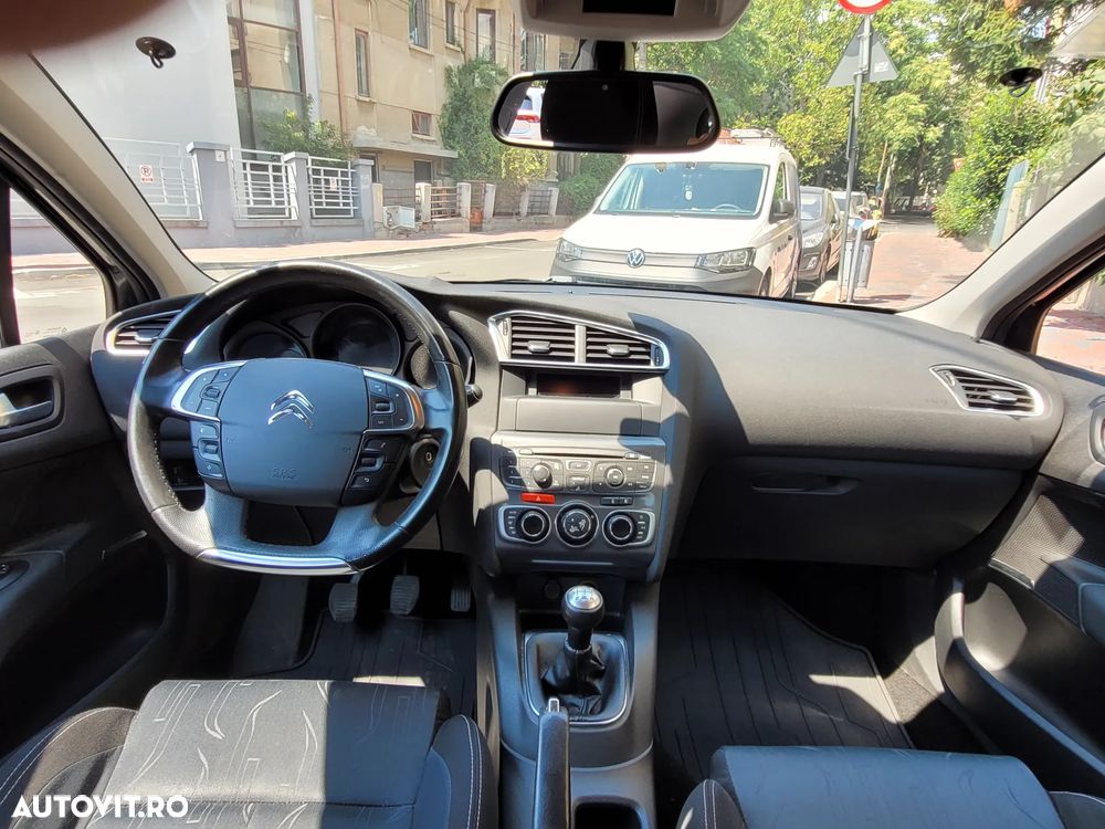Citroën C4 VTi 120 Attraction - 9