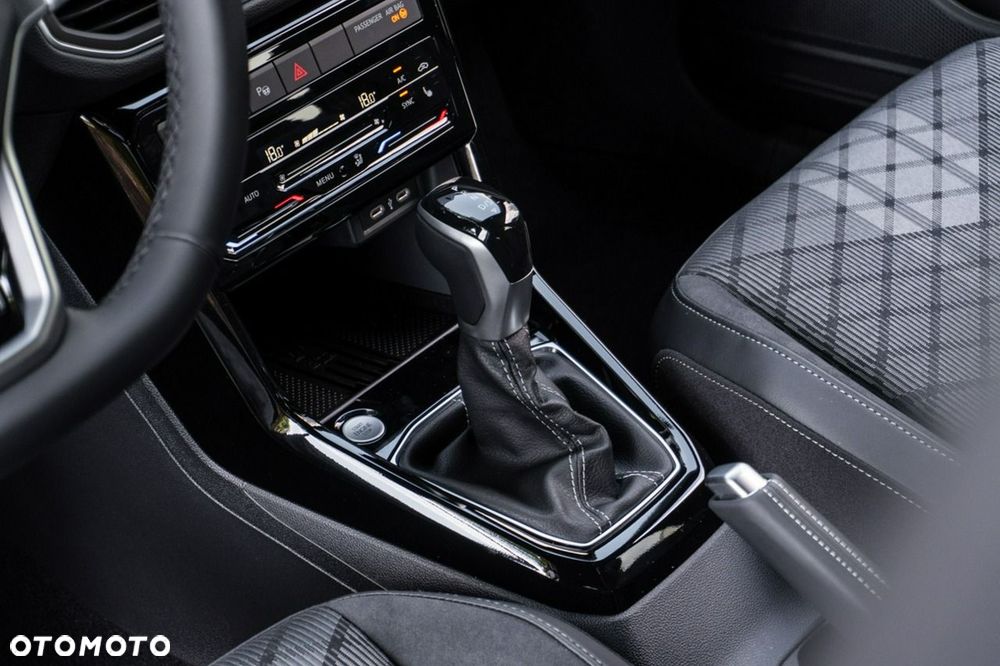 Volkswagen T-Cross - 12