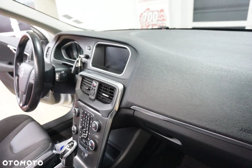 Volvo V40 D2 Geartronic Kinetic - 21