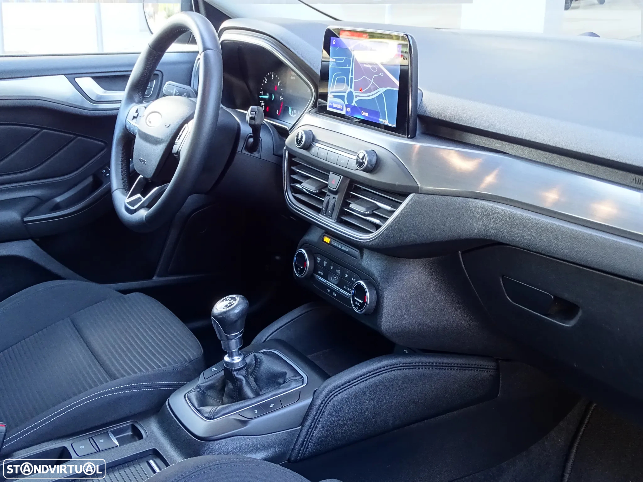 Ford Focus SW 1.5 TDCi EcoBlue Titanium - 43
