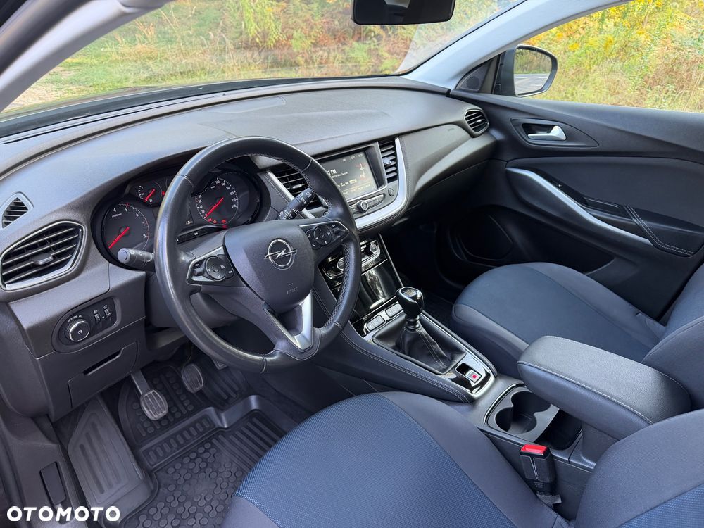 Opel Grandland X - 17