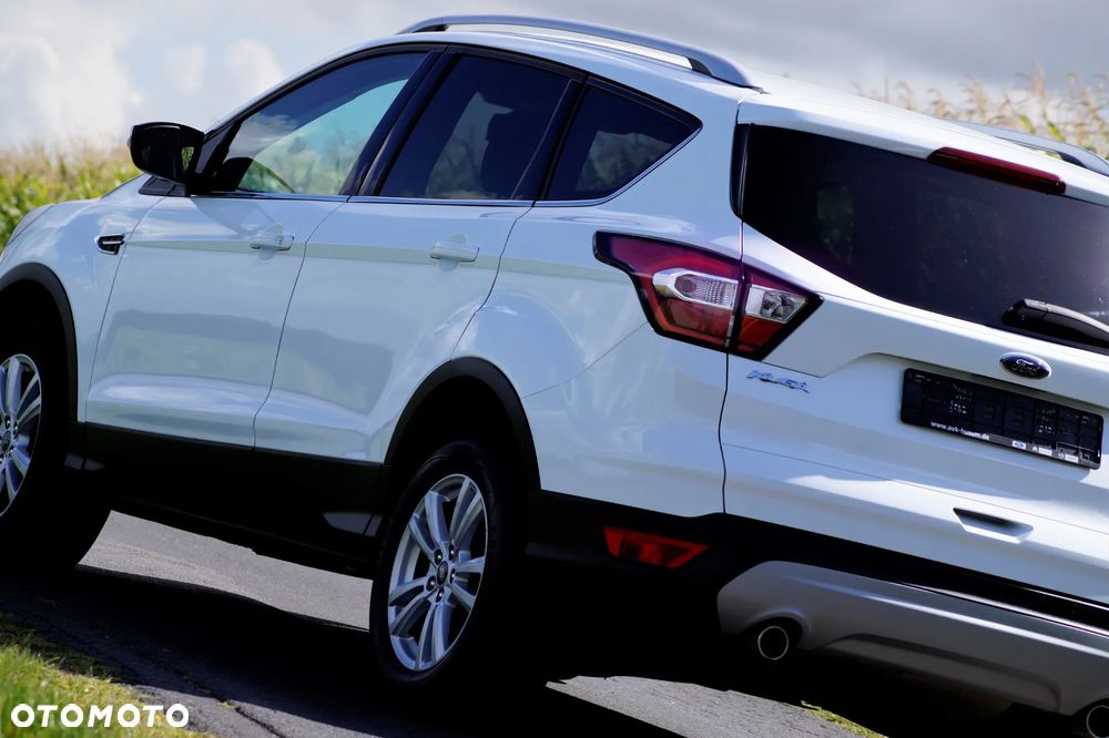 Ford Kuga - 13
