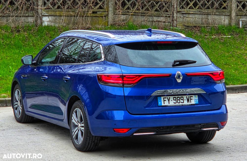 Renault Megane BLUE dCi 115 EDC BOSE EDITION - 12