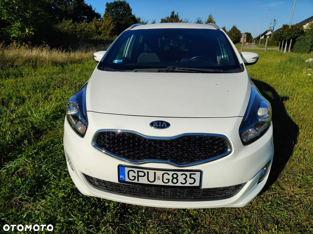 Kia Carens 1.6 GDI L - 11