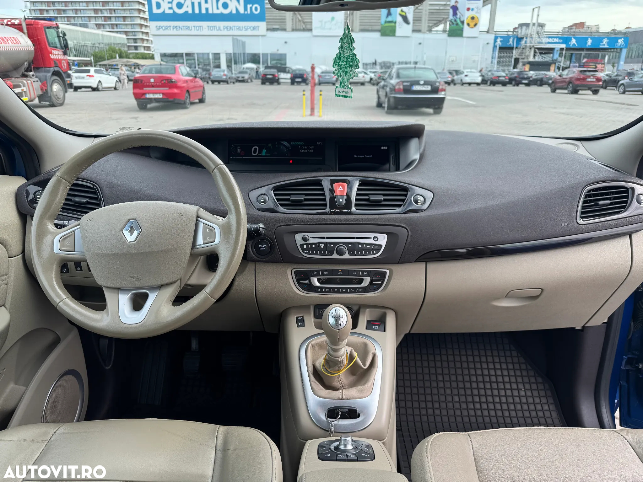 Renault Scenic 1.9dCi Privilege - 11