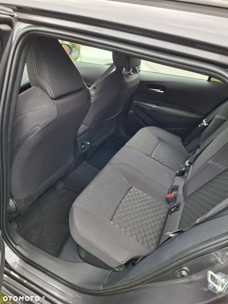 Toyota Corolla 1.8 Hybrid Active - 13