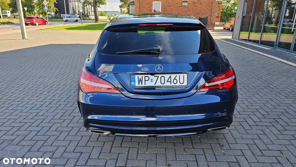 Mercedes-Benz CLA 180 AMG Line - 5