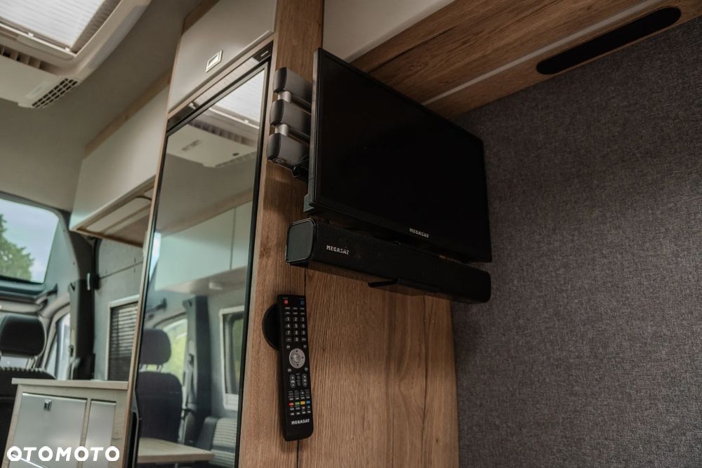 Mercedes-Benz Sprinter - 30