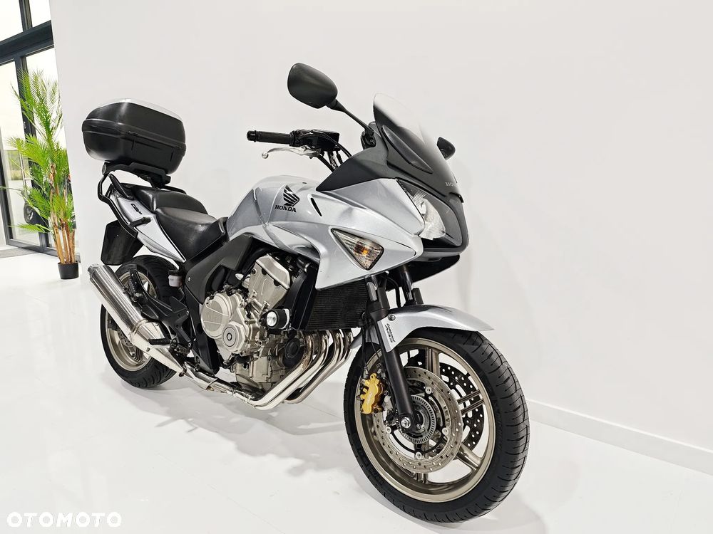 Honda CBF - 2