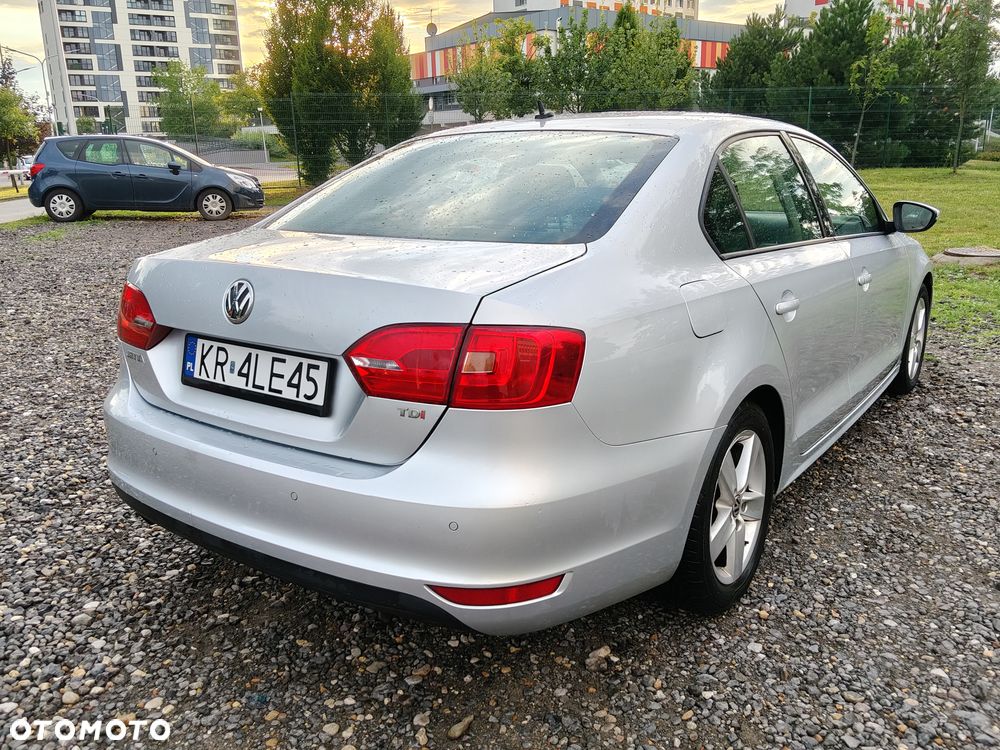 Volkswagen Jetta 1.6 TDI Comfortline Perfectline - 6