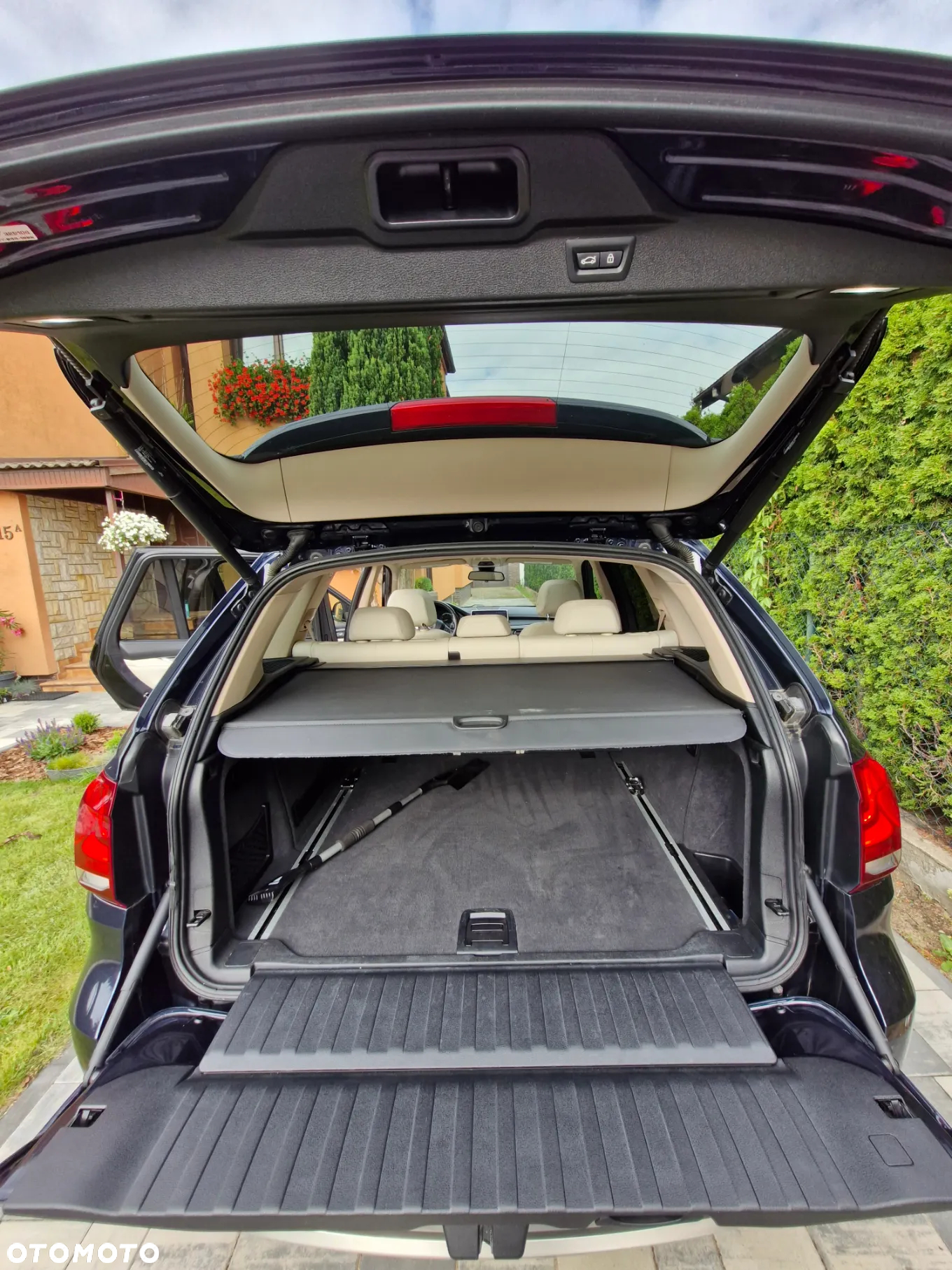 BMW X5 xDrive35i - 9