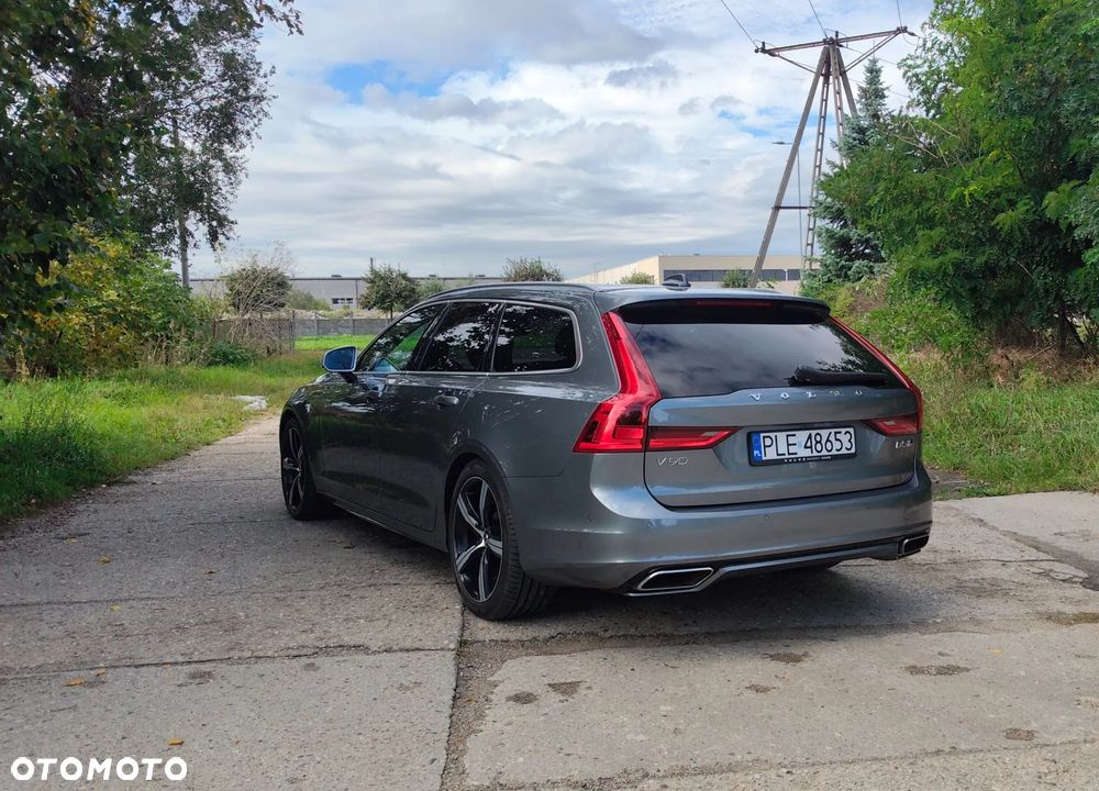 Volvo V90 D5 AWD R-Design - 9